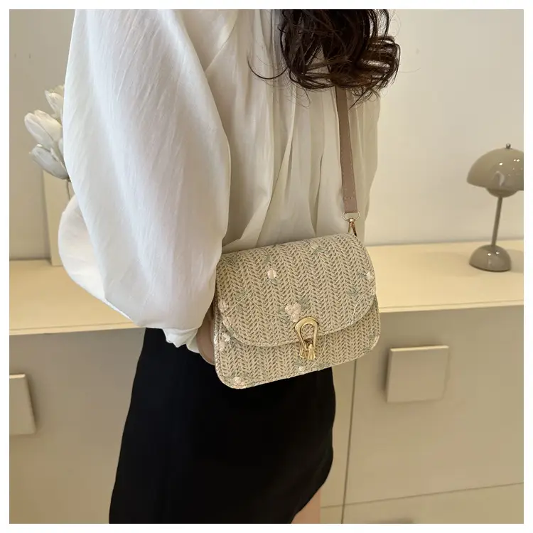 2024 Vintage Straw Textural Crossbody Bag White — feature 18