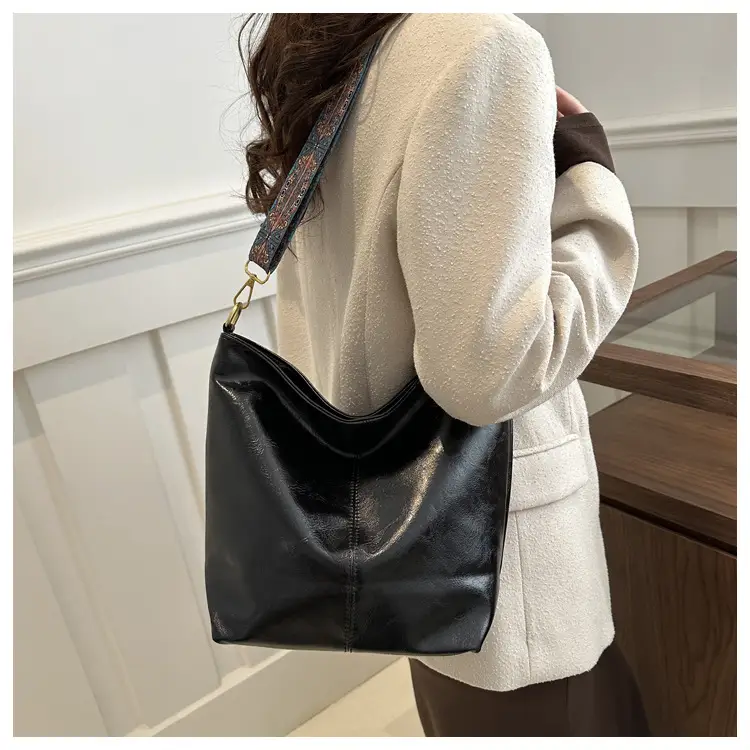 Vintage Beige Bucket Bag Women 2024 New Arrival - Image 9