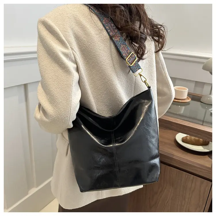 Vintage Beige Bucket Bag Women 2024 New Arrival — feature 10