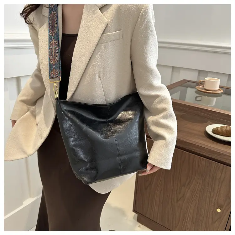 Vintage Beige Bucket Bag Women 2024 New Arrival — feature 12