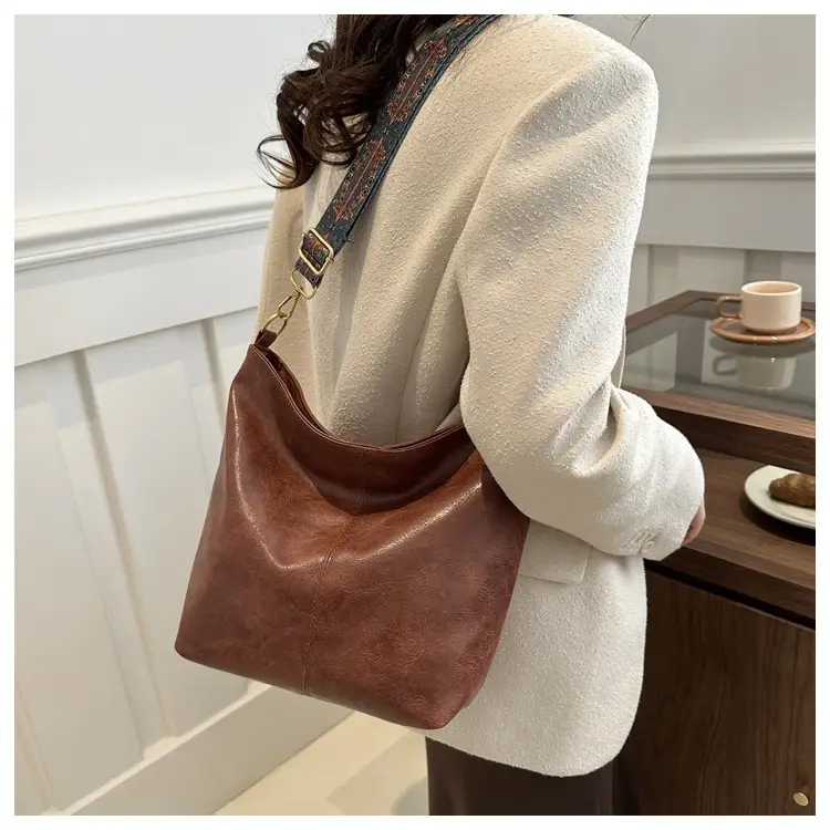 Vintage Beige Bucket Bag Women 2024 New Arrival — feature 15