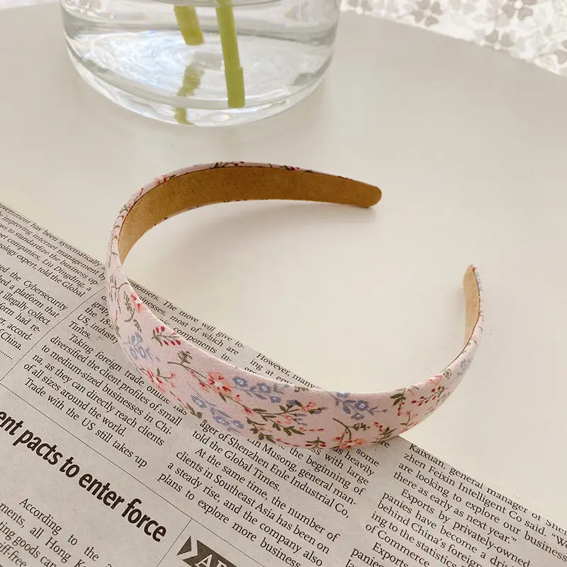 Korean-style Blue Velvet Hair Hoop for Women - Image 2
