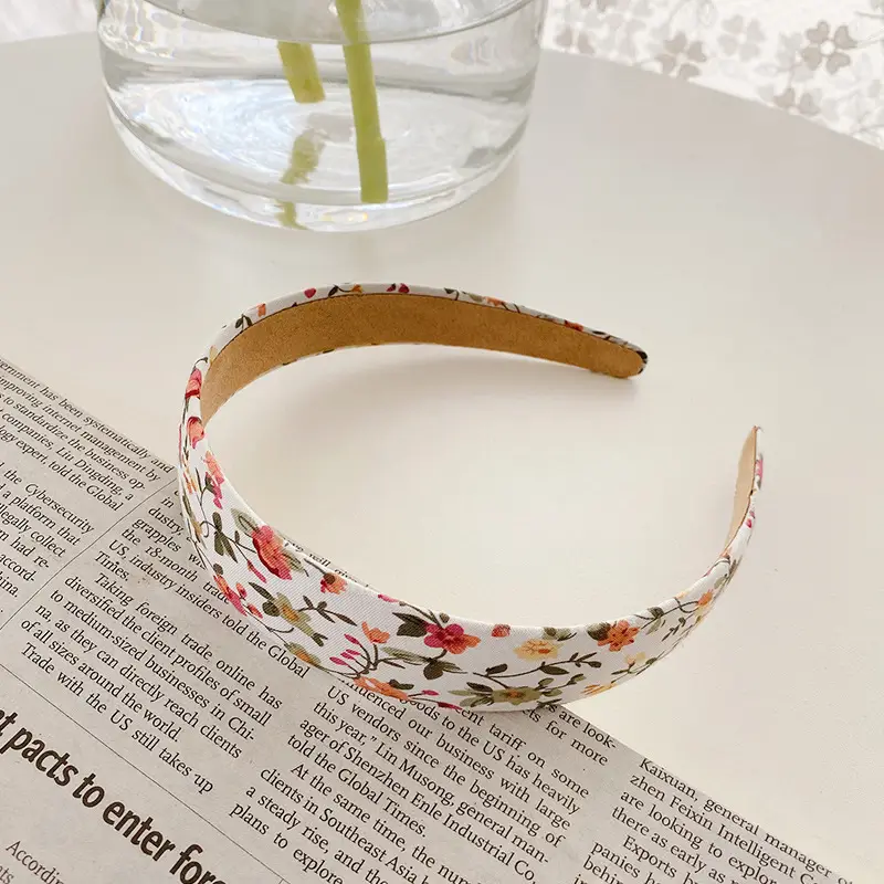 Korean-style Blue Velvet Hair Hoop for Women - Image 4