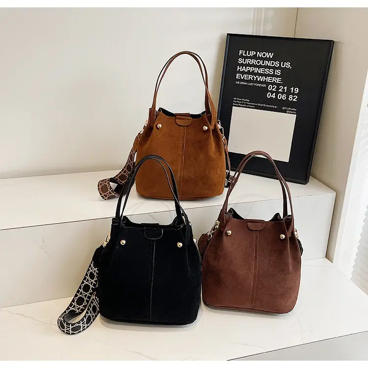 Black Korean Style Bucket Bag for Women - Image 8