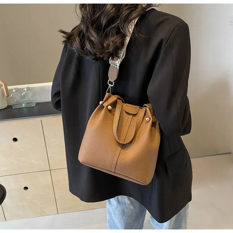 Black Korean Style Bucket Bag for Women — feature 18