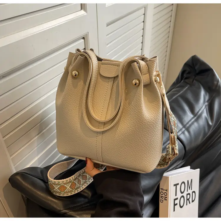Black Korean Style Bucket Bag for Women — feature 25