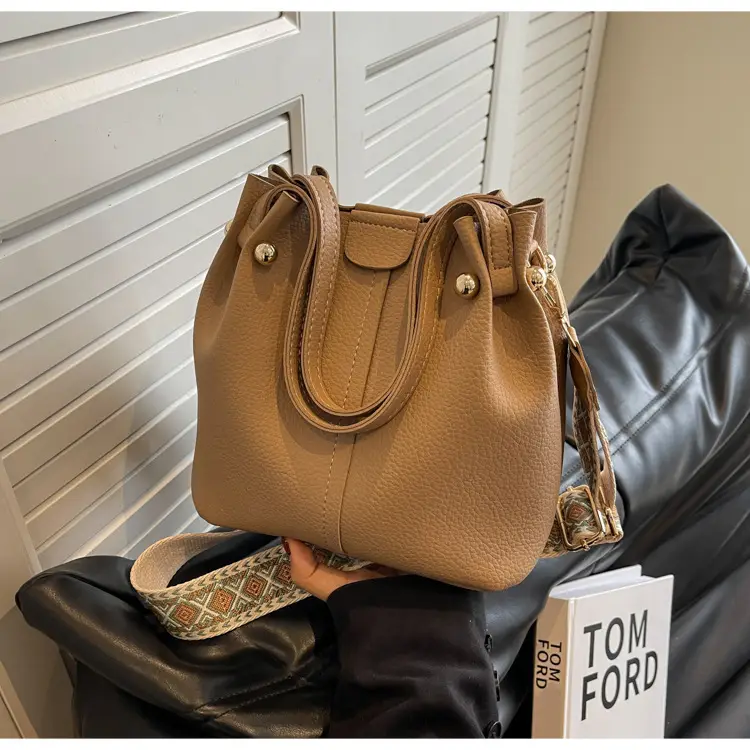 Black Korean Style Bucket Bag for Women — feature 31