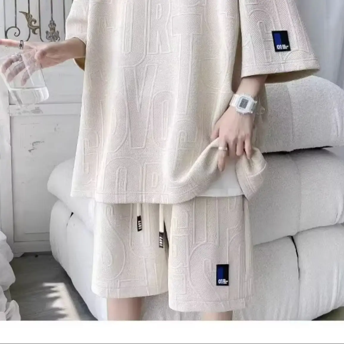 Men's White Jacquard Loose Summer Suit with Shorts - Image 4