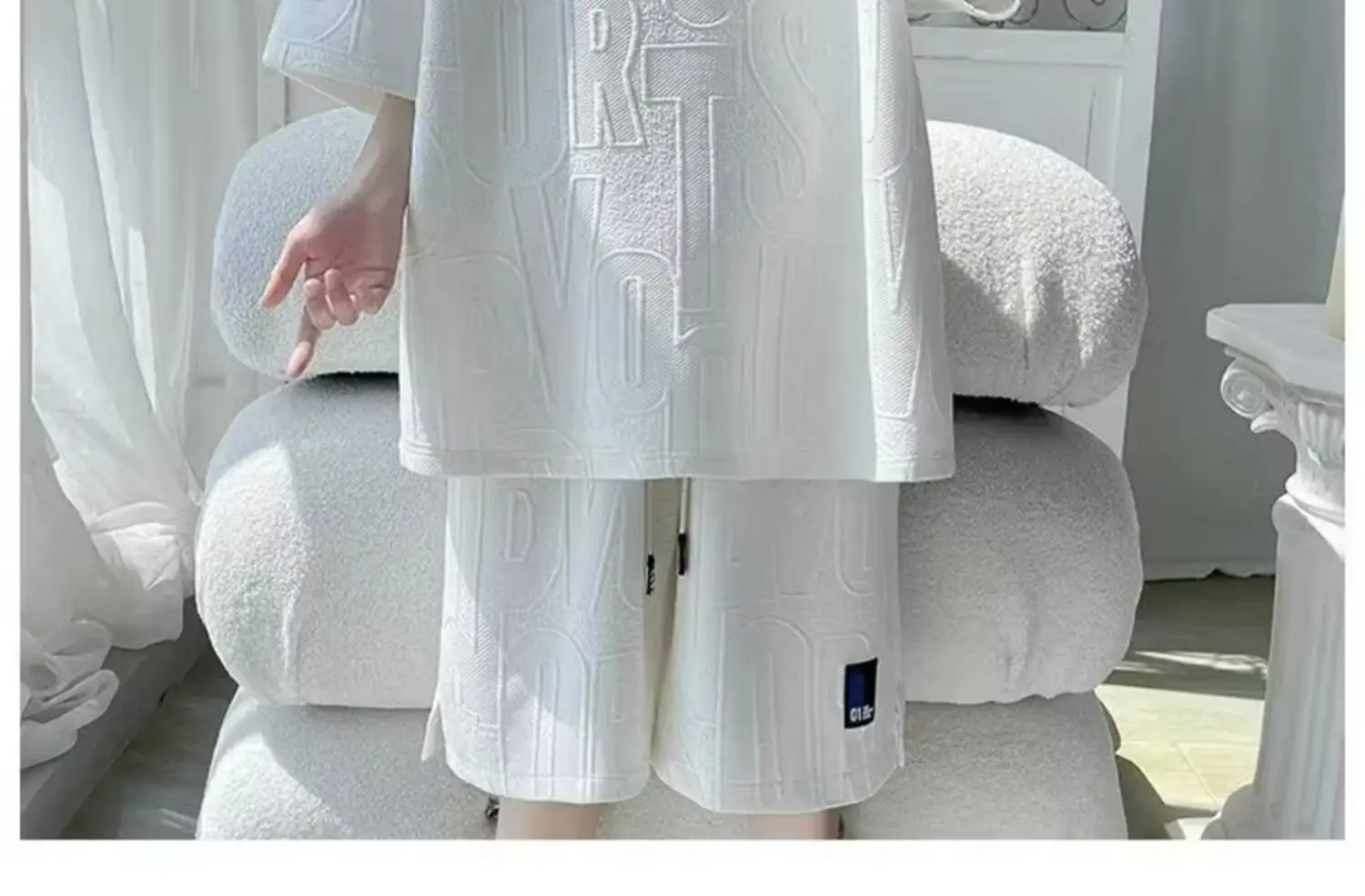 Men's White Jacquard Loose Summer Suit with Shorts — feature 12