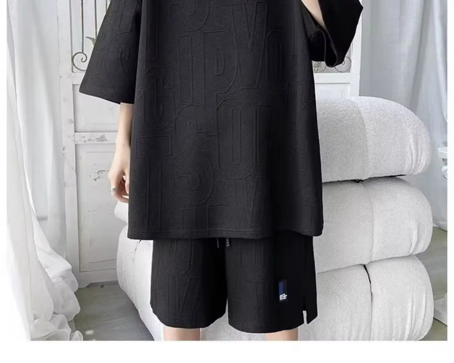 Men's White Jacquard Loose Summer Suit with Shorts — feature 13