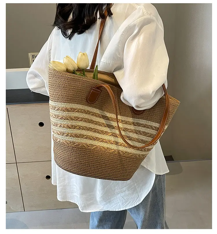 Women Straw Woven Large Capacity Shoulder Bag 2024 — feature 1