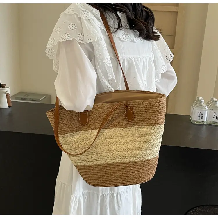 Women Straw Woven Large Capacity Shoulder Bag 2024 — feature 13