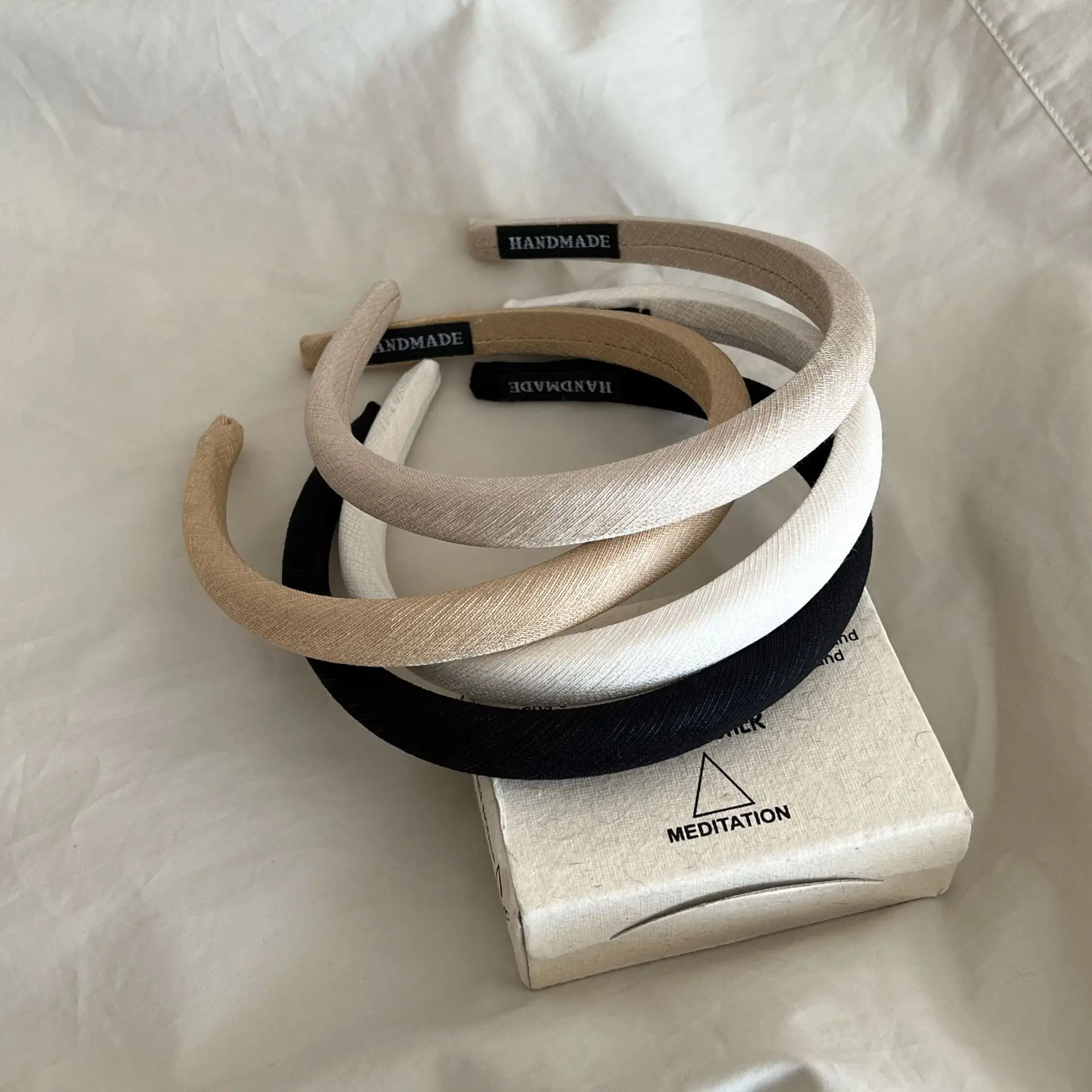 French Style White Hair Hoop for Women - Image 7