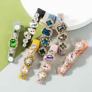 Black Heart Hairpin with High-Quality Spring Clip — feature 1