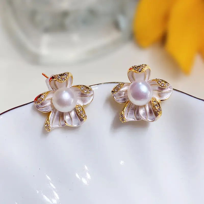 Romantic Five-Petal Pearl Earrings Sweet Painted Glaze — feature 7