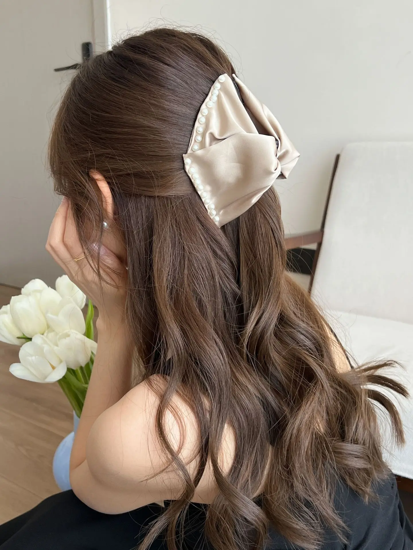 Large Bow Grab Hair Clip Multi Satin Beads Shark Back — feature 10