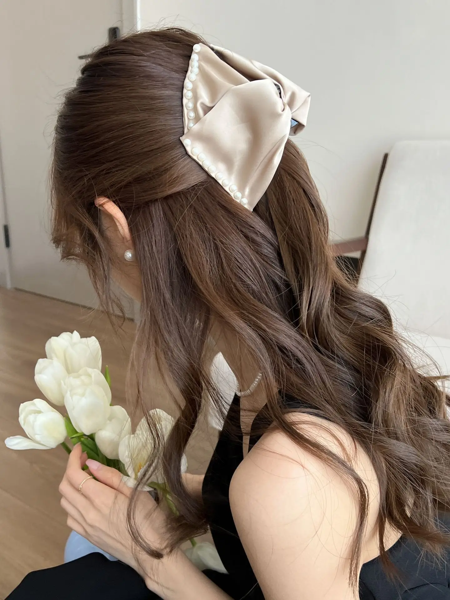 Large Bow Grab Hair Clip Multi Satin Beads Shark Back — feature 5