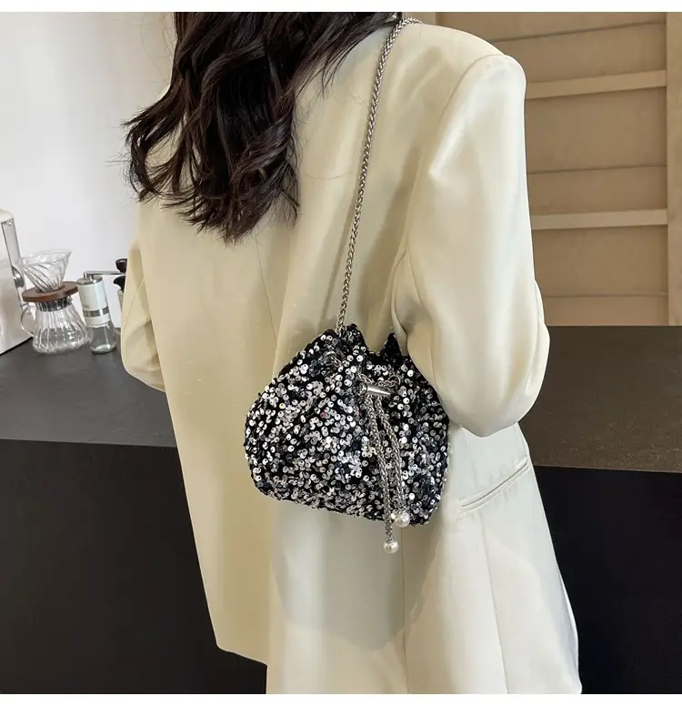 Pink Sequin Chain Messenger Bag for Women 2024 — feature 8