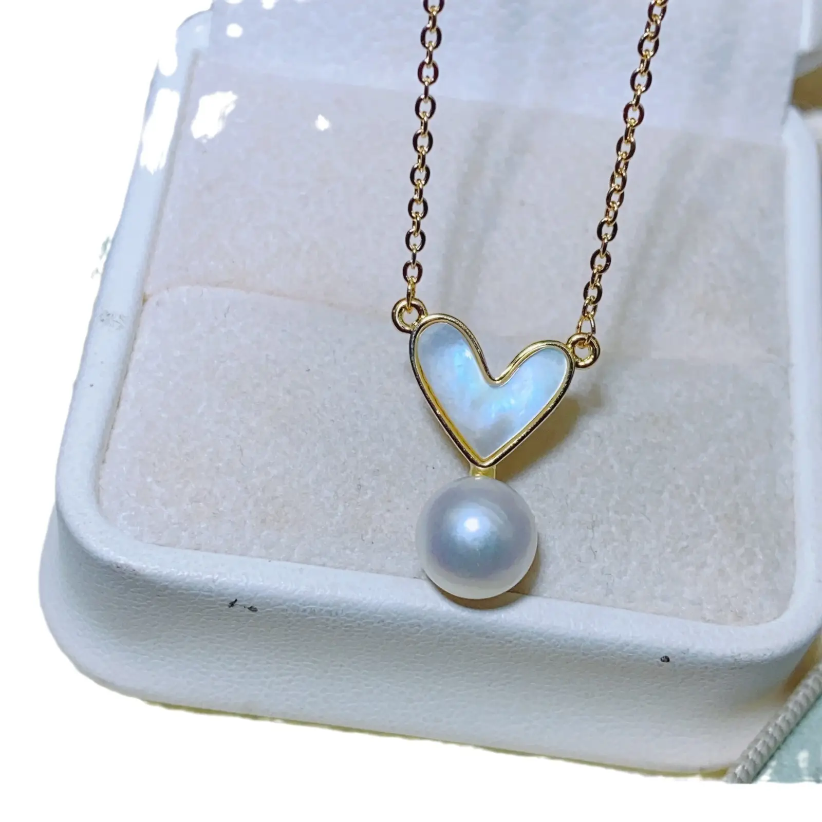 Zhuji Pearl Heart Necklace Set for Women
