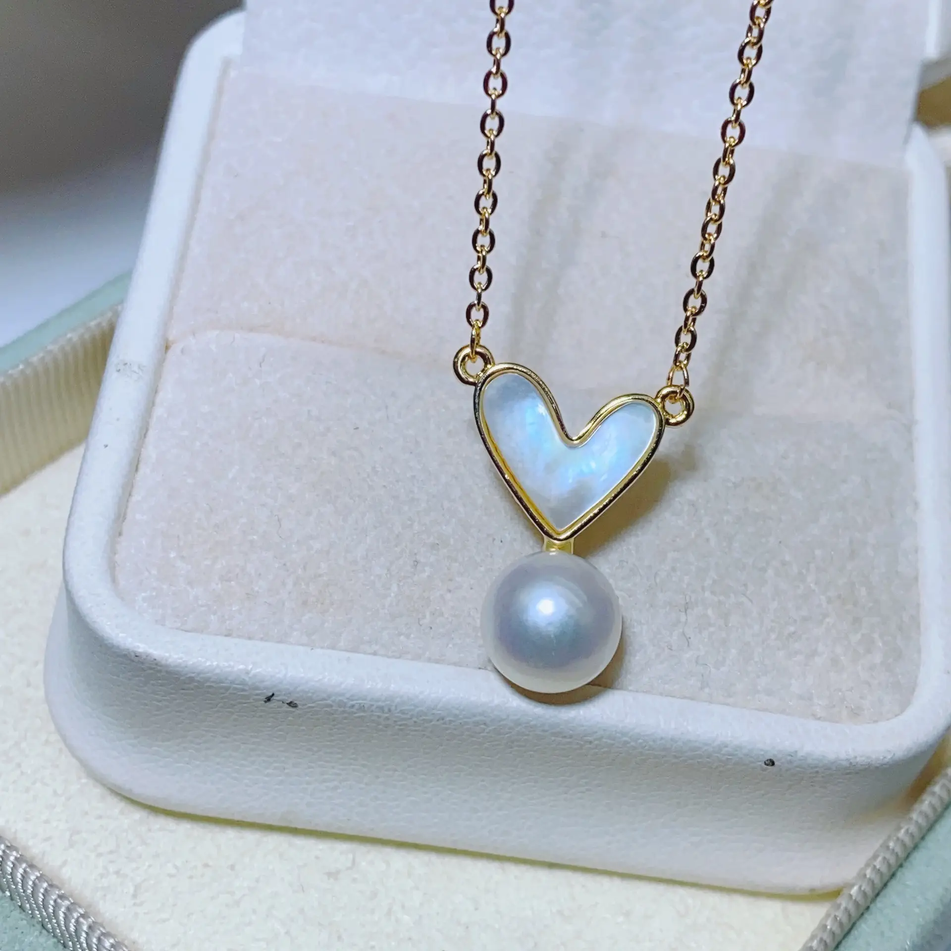 Zhuji Pearl Heart Necklace Set for Women — feature 12