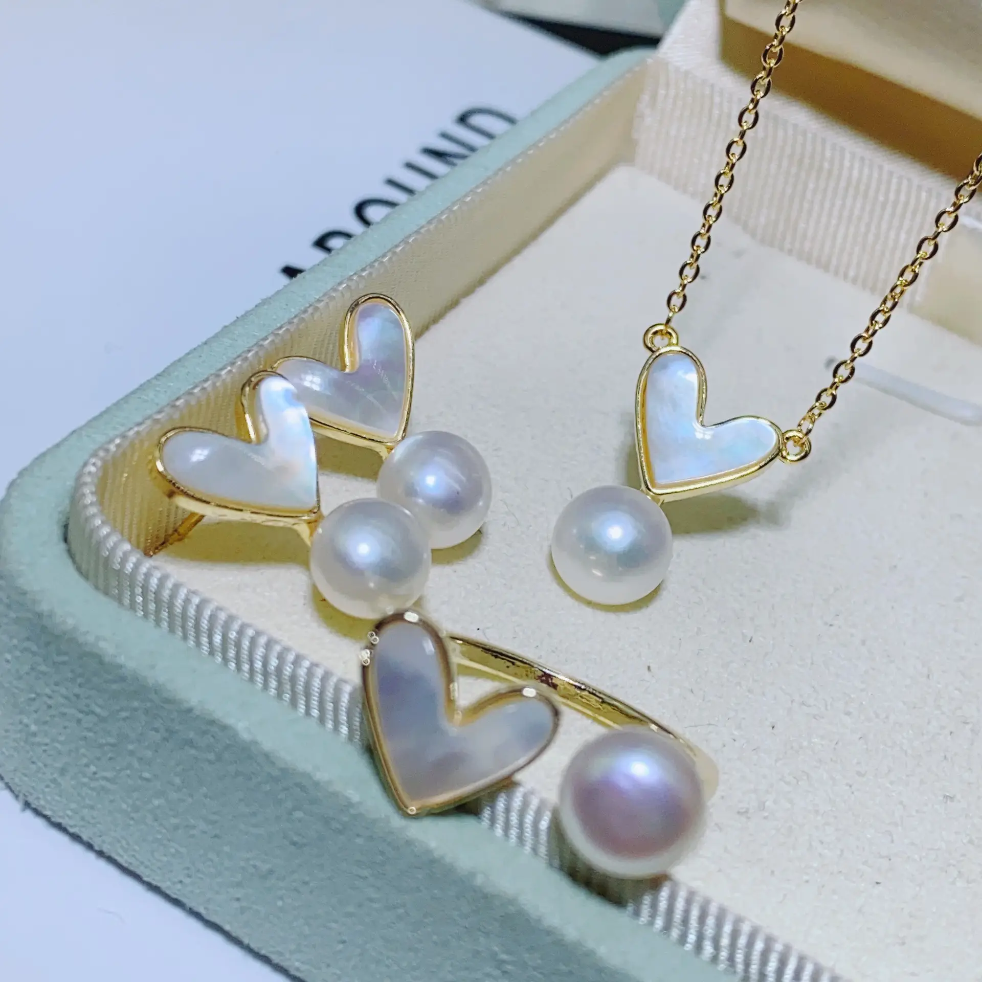 Zhuji Pearl Heart Necklace Set for Women — feature 3