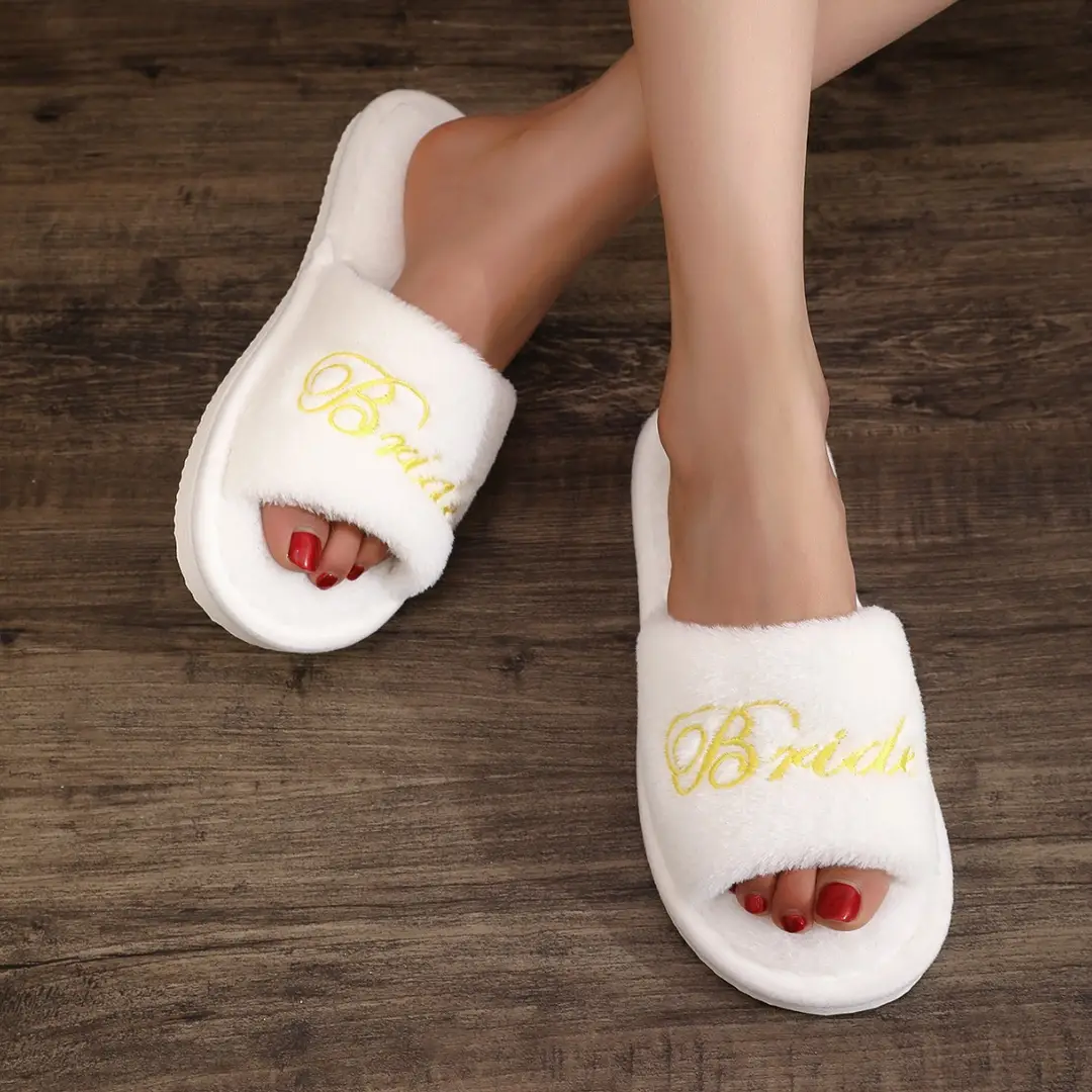 Embroidered one-word Mao Mao slippers women's foreign trade ultra-light slippers warm cotton slippers four seasons slippers autumn and winter slippers