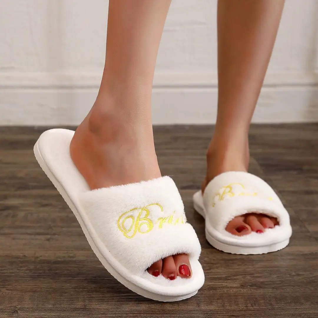 Embroidered one-word Mao Mao slippers women's foreign trade ultra-light slippers warm cotton slippers four seasons slippers autumn and winter slippers