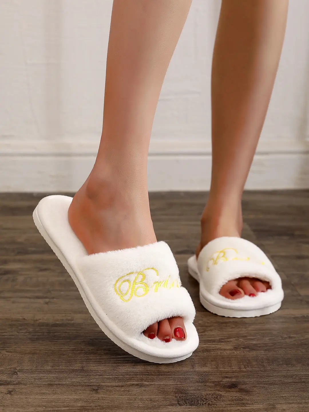 Embroidered one-word Mao Mao slippers women's foreign trade ultra-light slippers warm cotton slippers four seasons slippers autumn and winter slippers — feature 1