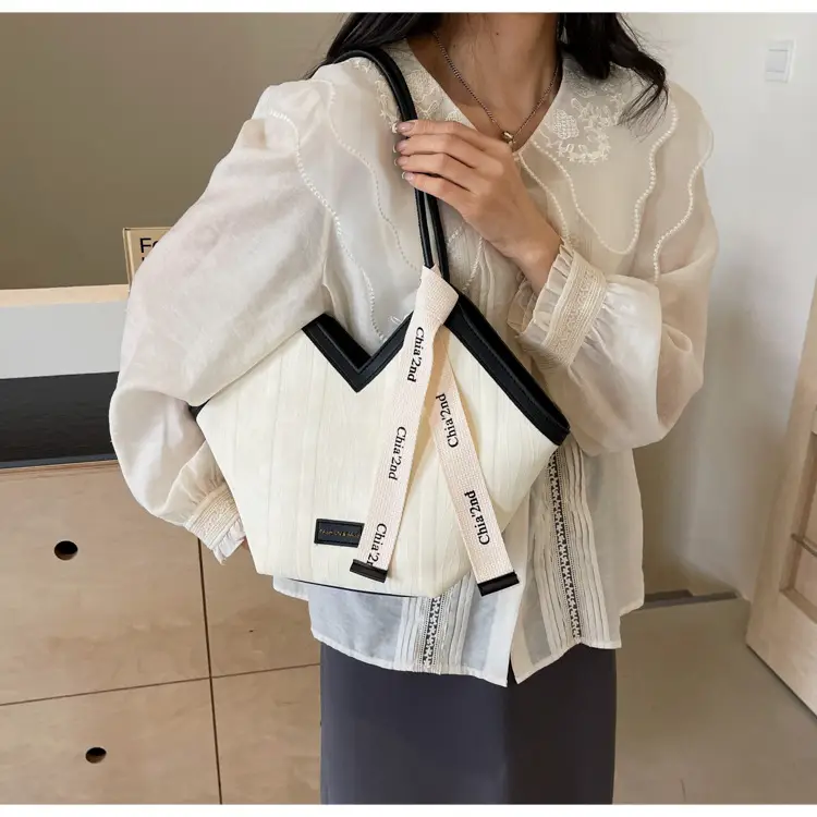 Black Casual Shoulder Bag for Women 2024 — feature 16