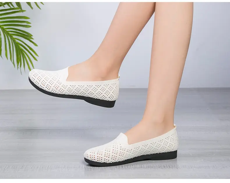 Summer New Soft Bottom Soft Surface Fashionable Casual Mesh Flying Woven Breathable Bean Shoes Hollow Shallow Mouth Flat Shoes Women — feature 11