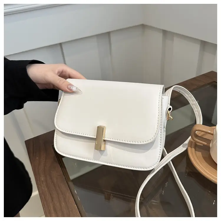 Stylish Small Bag Women's Korean-style All-match Small Square Bag 2024 Spring New Shoulder Bag Simple Buckle Fashion Women's Bag - Image 7