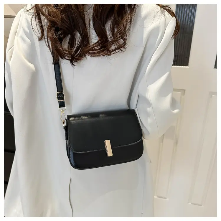 Stylish Small Bag Women's Korean-style All-match Small Square Bag 2024 Spring New Shoulder Bag Simple Buckle Fashion Women's Bag - Image 8