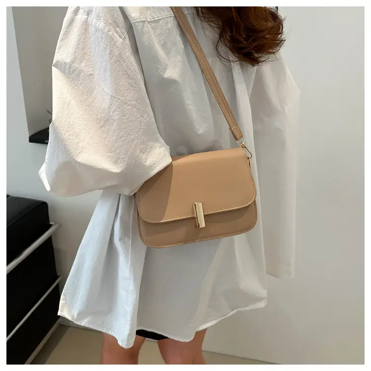 Stylish Small Bag Women's Korean-style All-match Small Square Bag 2024 Spring New Shoulder Bag Simple Buckle Fashion Women's Bag — feature 16