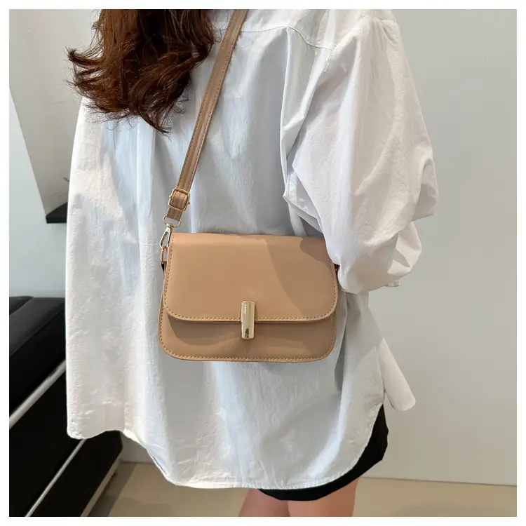Stylish Small Bag Women's Korean-style All-match Small Square Bag 2024 Spring New Shoulder Bag Simple Buckle Fashion Women's Bag — feature 17