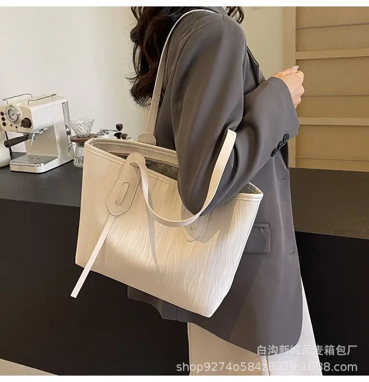 Women's Beige Ribbed Shoulder Bag Large Capacity 2026 — feature 14