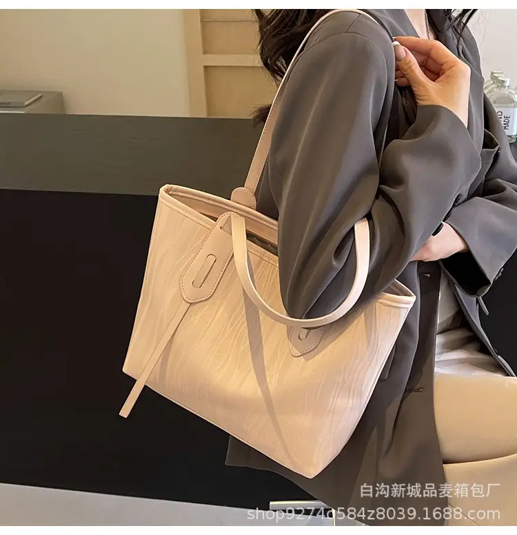Women's Beige Ribbed Shoulder Bag Large Capacity 2026 — feature 19