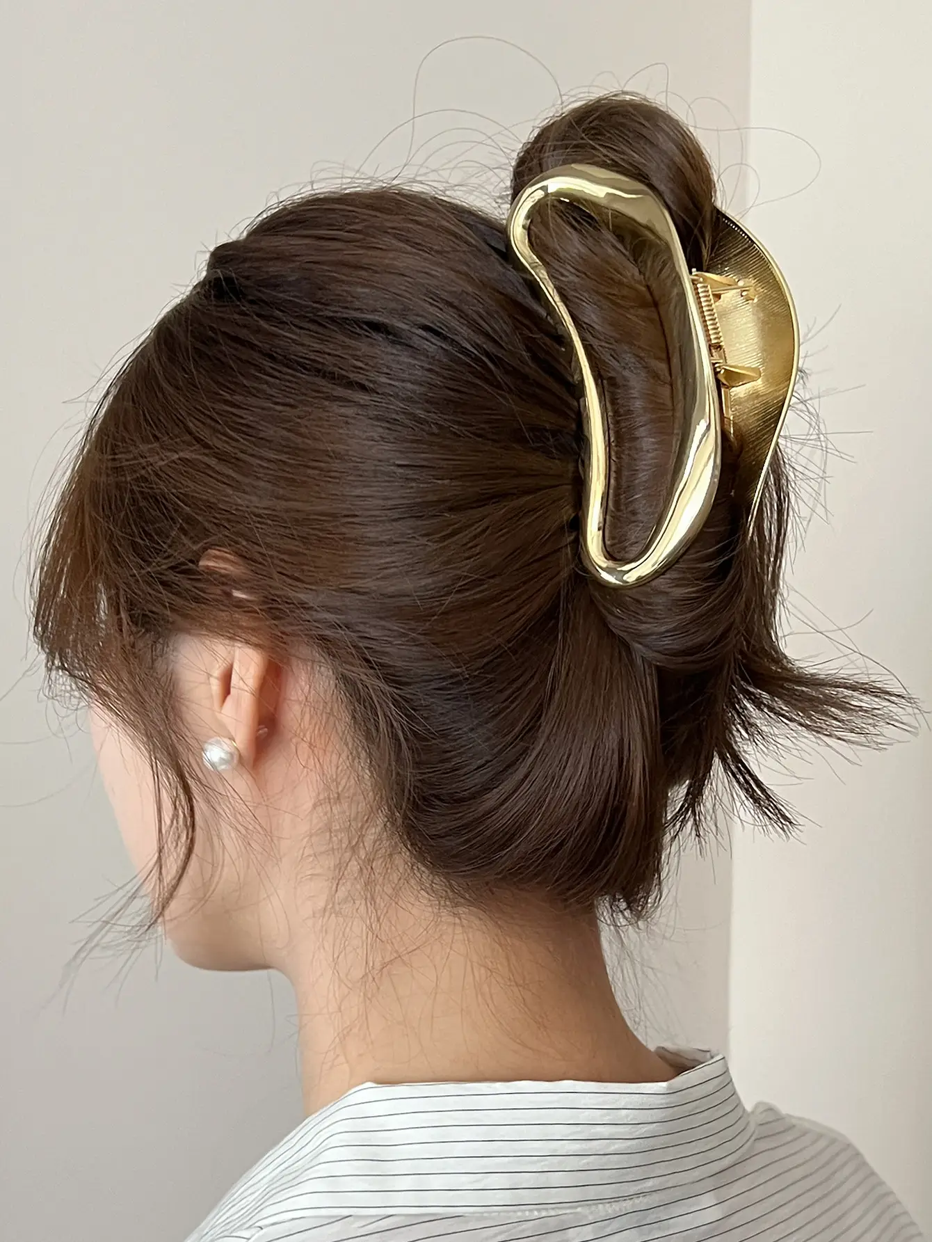 Unusual Silver Gray Hairpin Clip for Women — feature 14