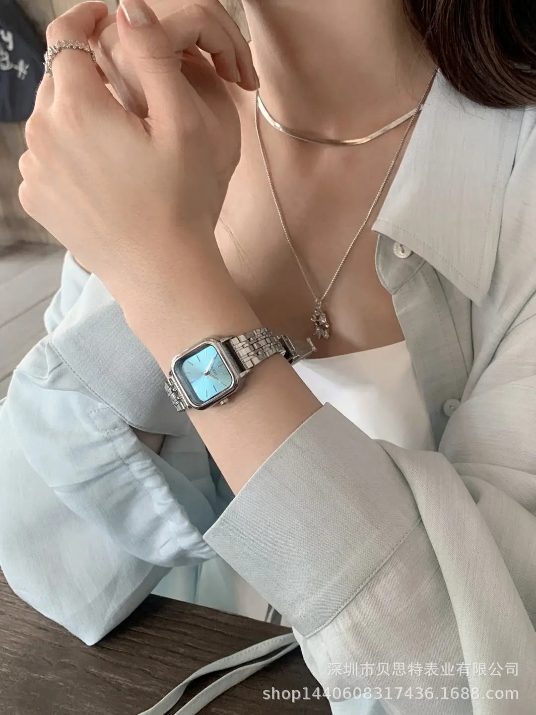 Hot-Selling Cold Style Square Small Dial Watch for Women Ins High-End Simple Elegant Student Steel Band Quartz Watch — feature 6