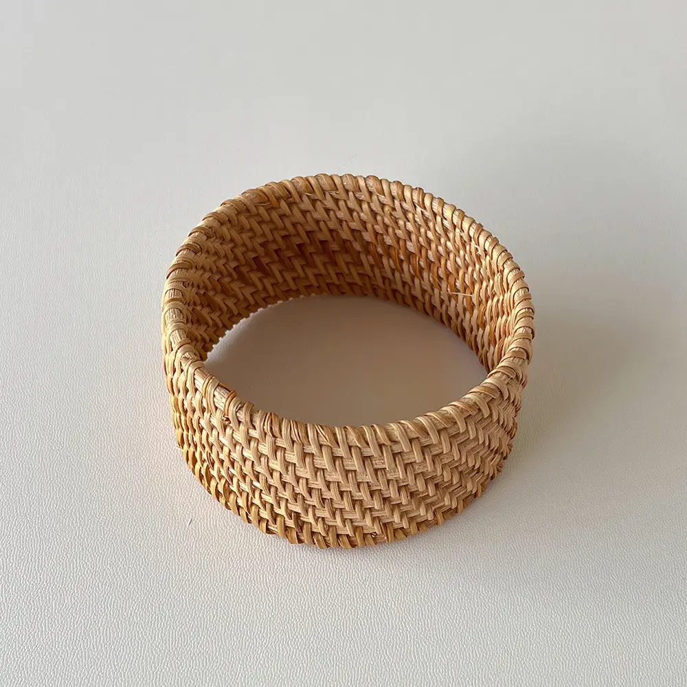 Cross-border Hot-selling Ethnic Style Woven Rattan Bracelet Retro Classic Round All-match Bracelet Fashion Commuter Bracelet