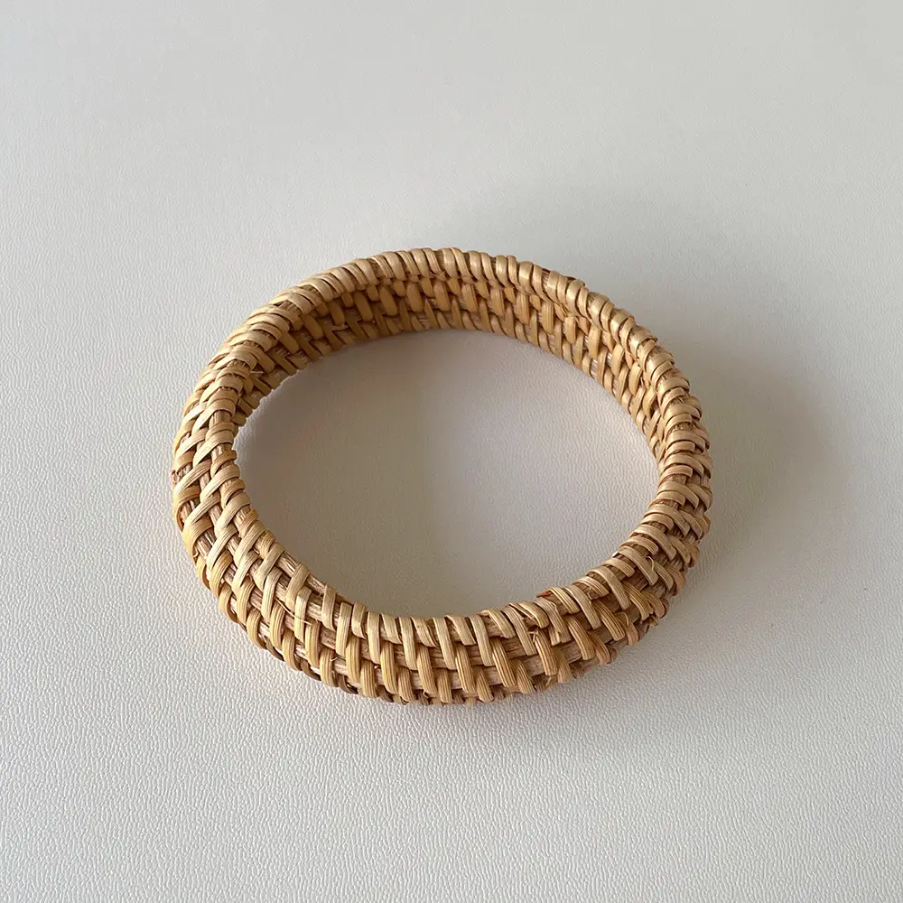 Cross-border Hot-selling Ethnic Style Woven Rattan Bracelet Retro Classic Round All-match Bracelet Fashion Commuter Bracelet