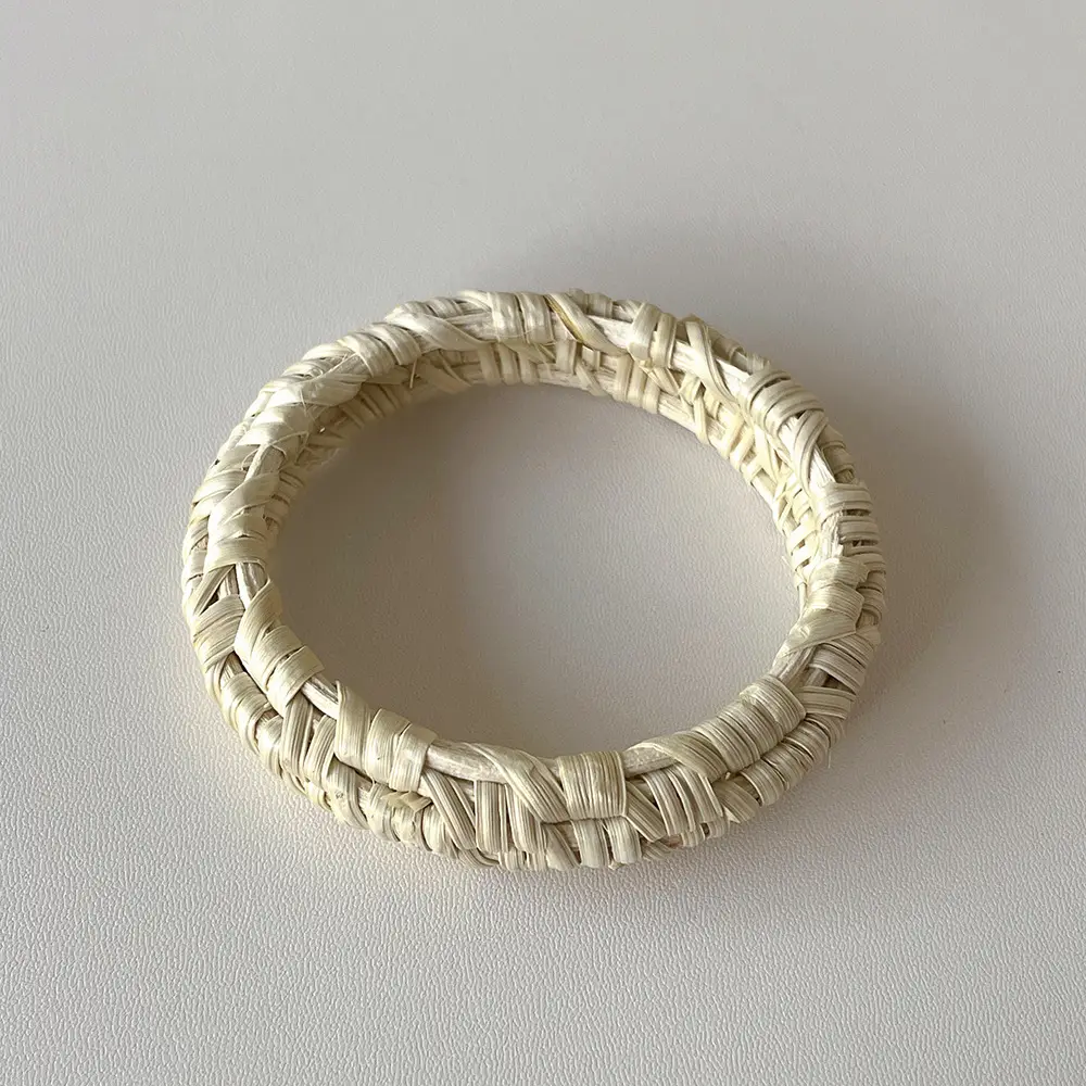 Cross-border Hot-selling Ethnic Style Woven Rattan Bracelet Retro Classic Round All-match Bracelet Fashion Commuter Bracelet