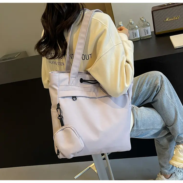 Women's Large Capacity Black Nylon Tote Bag with Zipper — feature 20