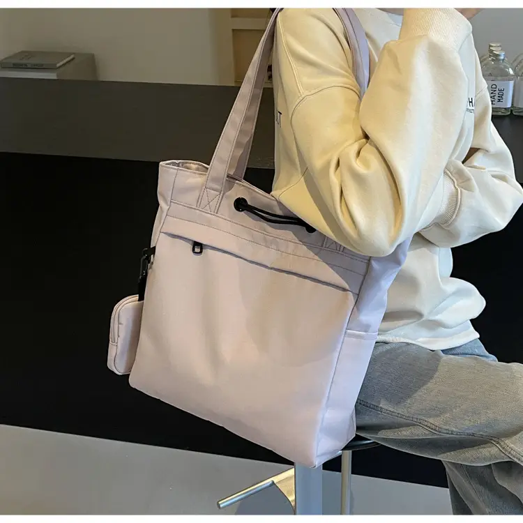 Women's Large Capacity Black Nylon Tote Bag with Zipper — feature 21
