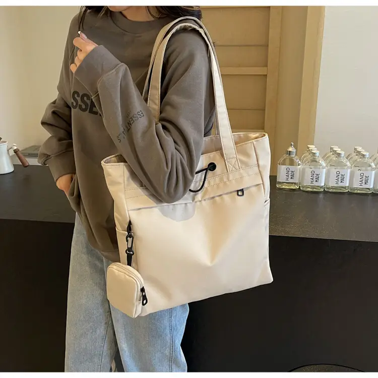 Women's Large Capacity Black Nylon Tote Bag with Zipper — feature 33