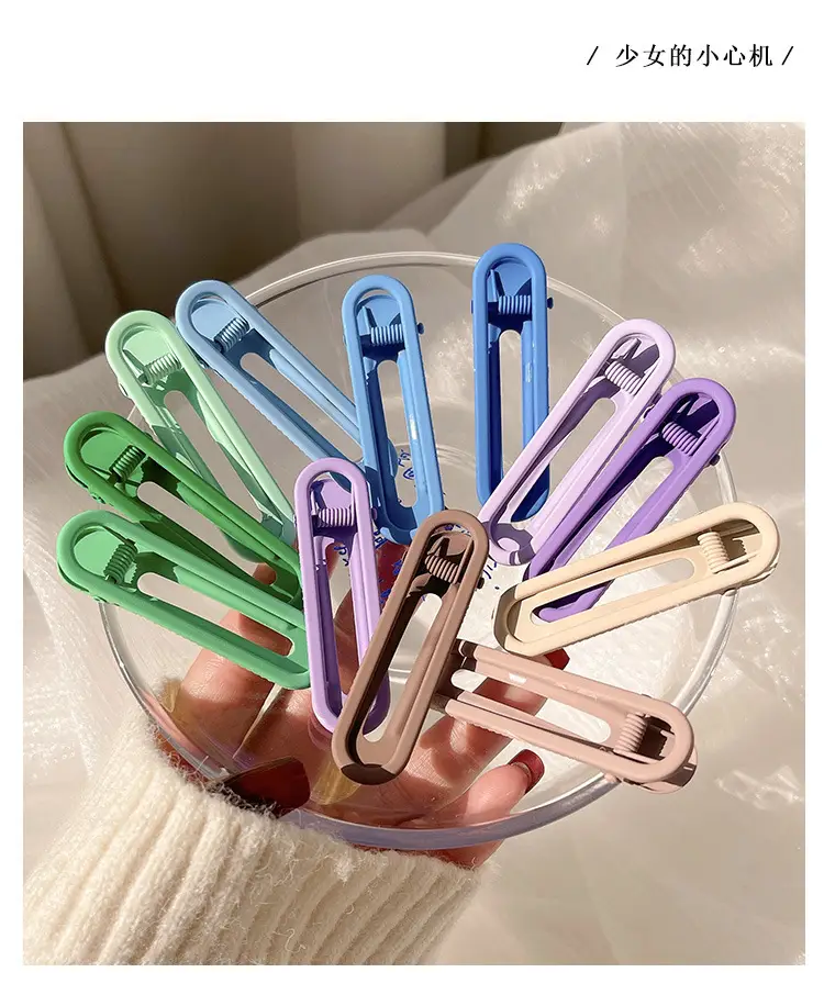 Colorful One-Carrot Hair Clips for Girls — feature 9