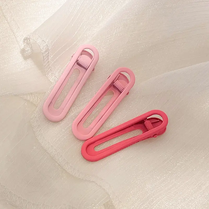 Colorful One-Carrot Hair Clips for Girls - Image 3
