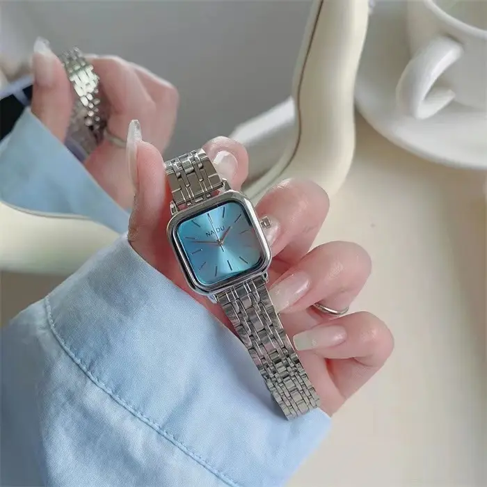 New Fashion Steel Belt Fashion Women's Watch Women's Student Niche Square Dial All-match High-end Quartz Watch