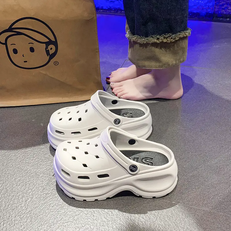 Men's White Thick Foam Flip-Flops Summer 2024 - Image 5