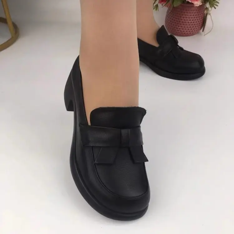 Women Leather Heeled Shoes Black Thick Mid-heel British Style - Image 6
