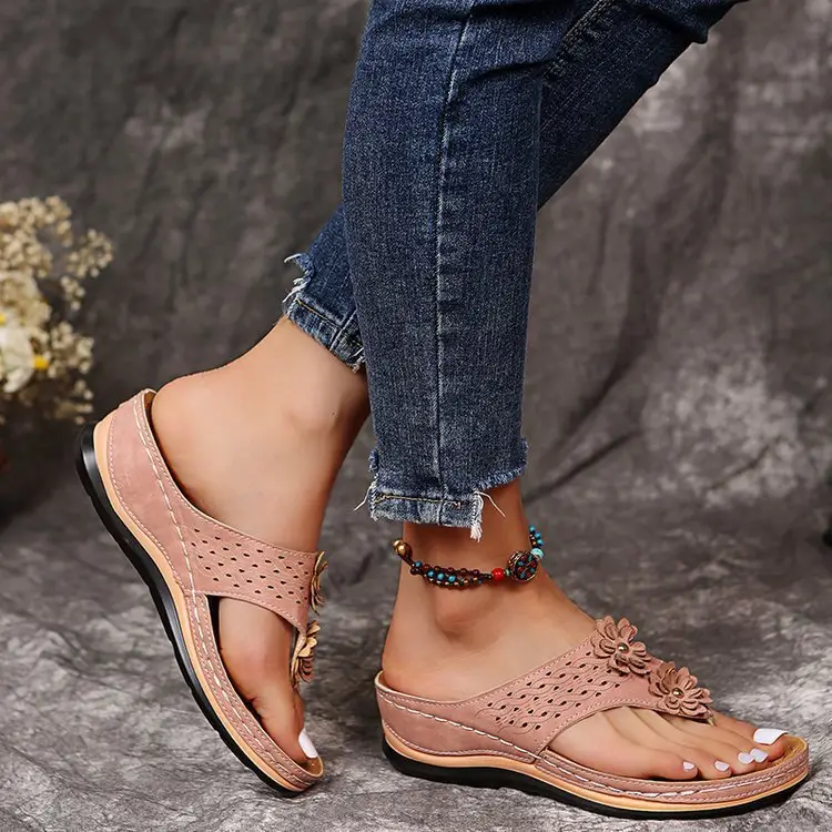 Foreign Trade Cross-Border Summer Flip-Flops Flower Sponge Cake Bottom Slippers Large Size Casual Women's Rubber Sandals Flip-Flops - Image 3